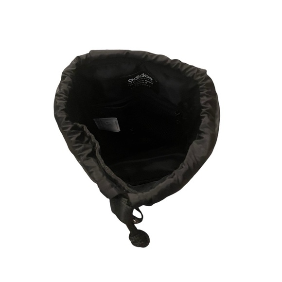 Adidas - Picture 4 of 4